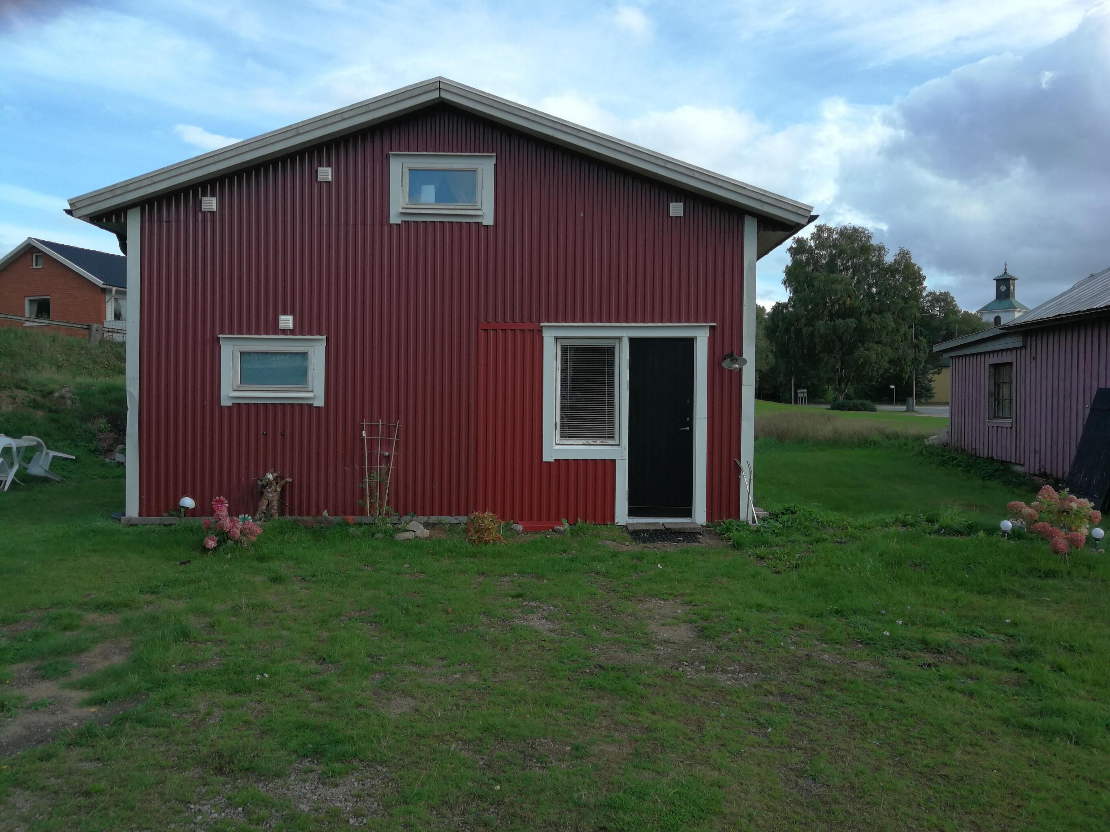 المنشأة من الخارج