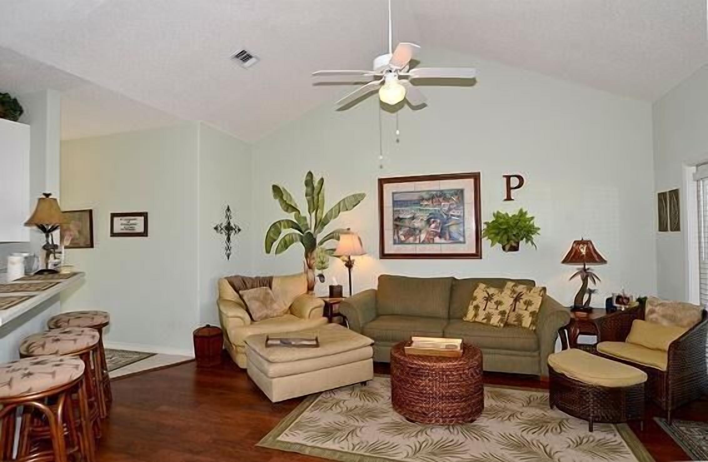 Pet friendly,  Water, Water Everywhere  SPC4210