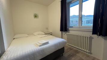 Chambre Double Économique | Décoration personnalisée, ameublement personnalisé, Wi-Fi gratuit