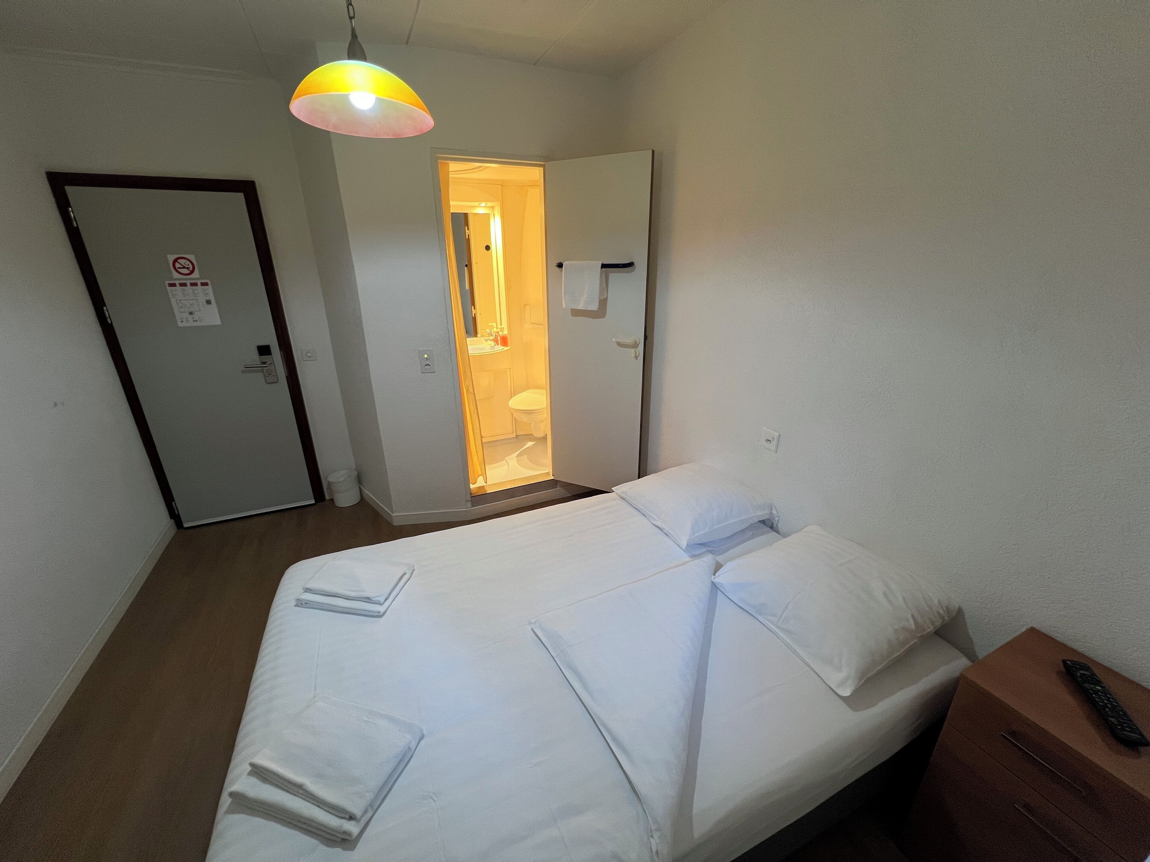 Economy Double Room