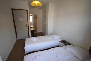 Standard-Doppel- oder -Zweibettzimmer