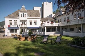 Outdoor dining - Thon hotell Førde (Førde)