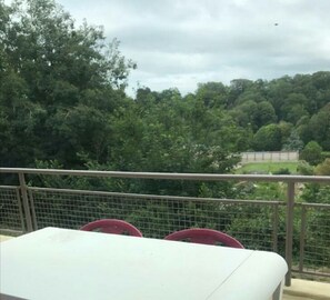 Outdoor dining - Gite Normandie, between SEA and COUNTRYSIDE, 400m from the SEA (Veulettes-sur-Mer)