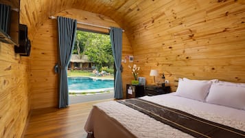 Deluxe Bungalow | Garden view