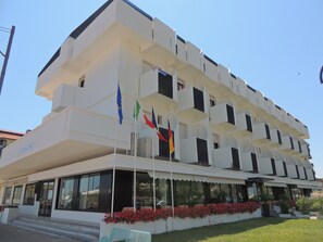 Front of property - Hotel Principe (Bellaria-Igea Marina)