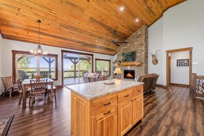 Smart TV, fireplace, DVD player