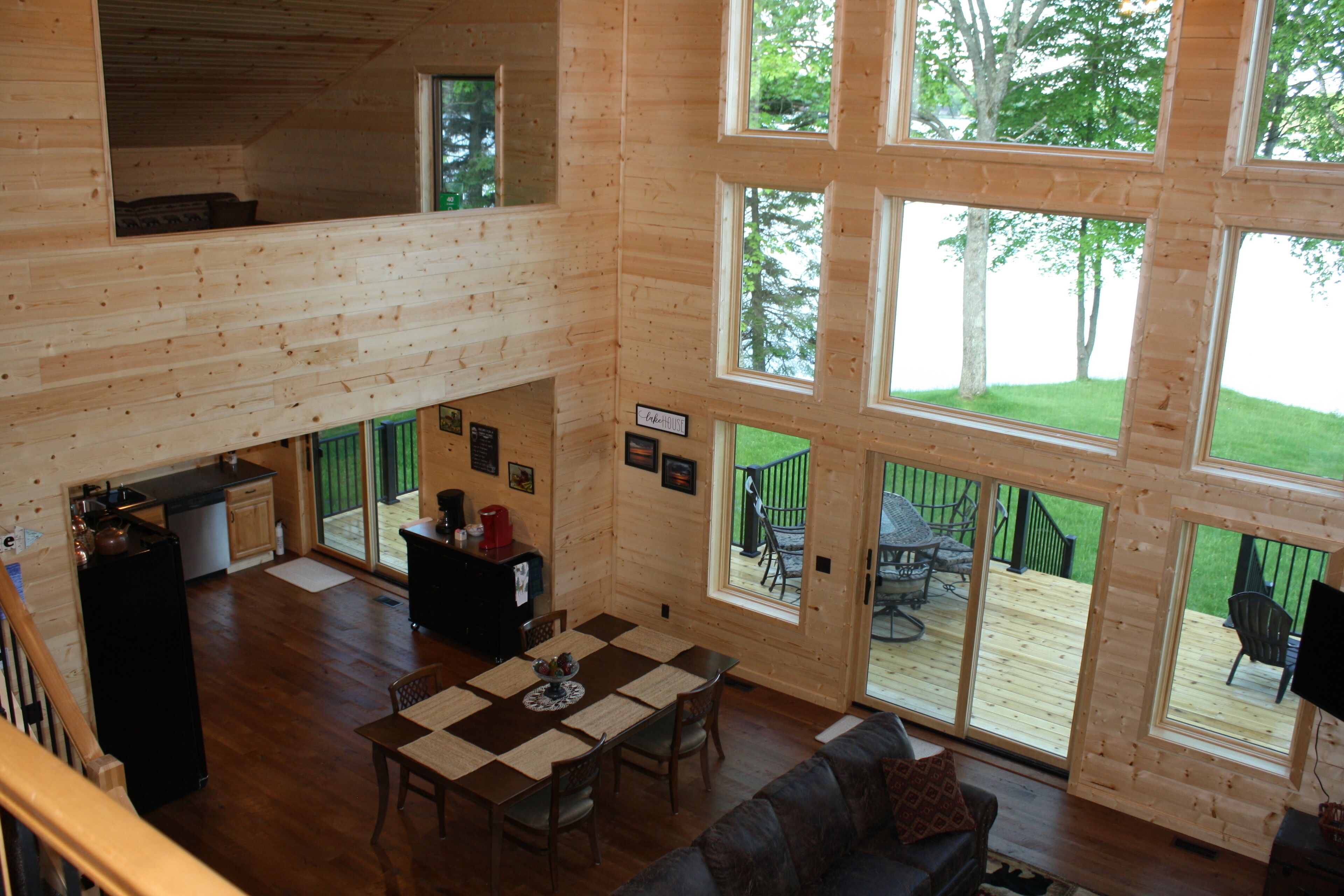 Smart TV, DVD player, books, video library