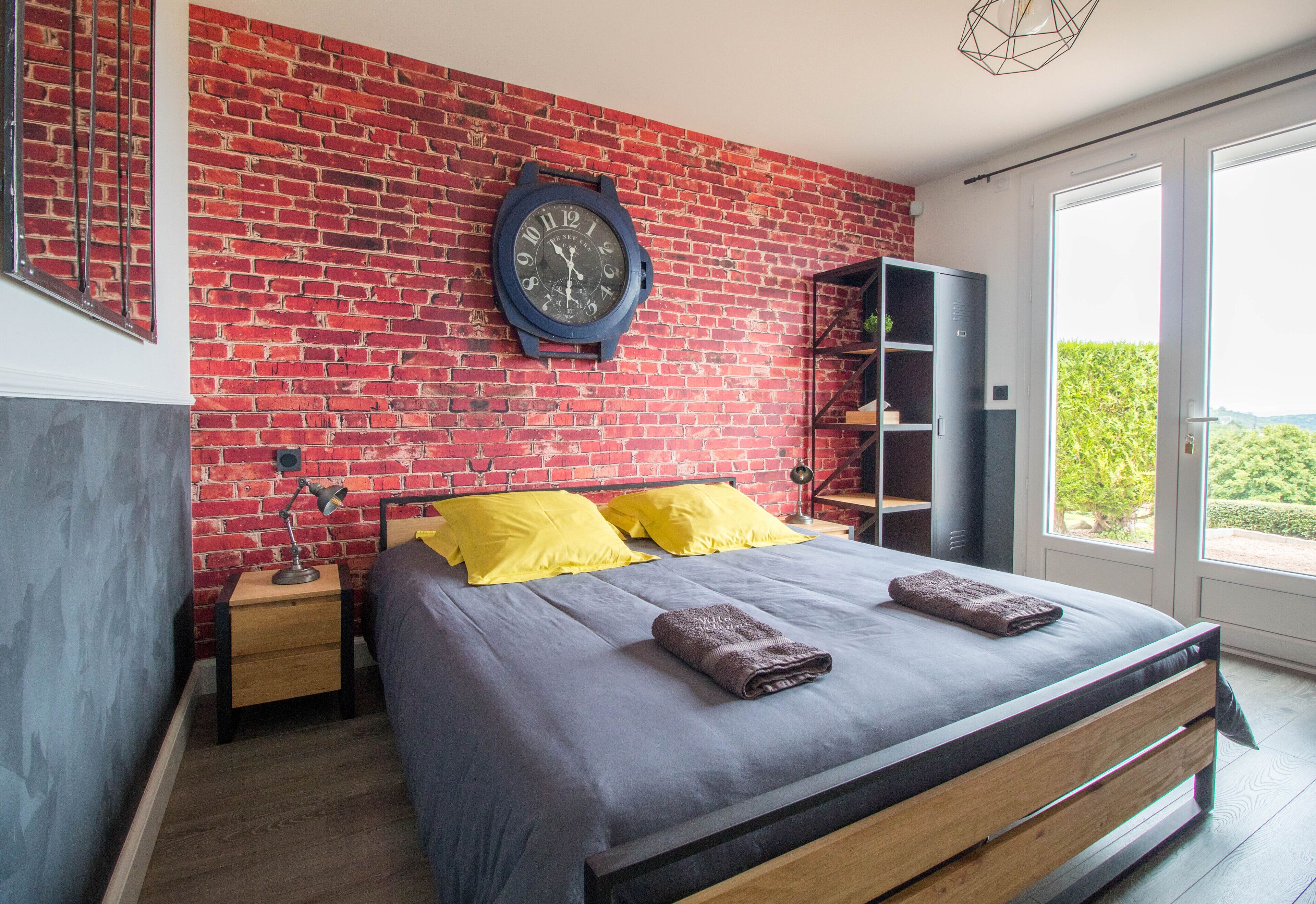 Chambre Panoramique (Industrielle) | Literie de qualité supérieure, décoration personnalisée