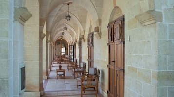 Décoration personnalisée, ameublement personnalisé, bureau