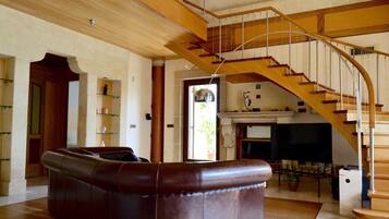 Individually decorated, individually furnished, desk, laptop workspace