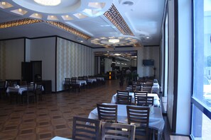 Petit déjeuner buffet compris tous les jours