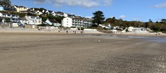 Day Dreams - a 3 Bed House Close To Saundersfoot Village Centre (With Wi Fi)