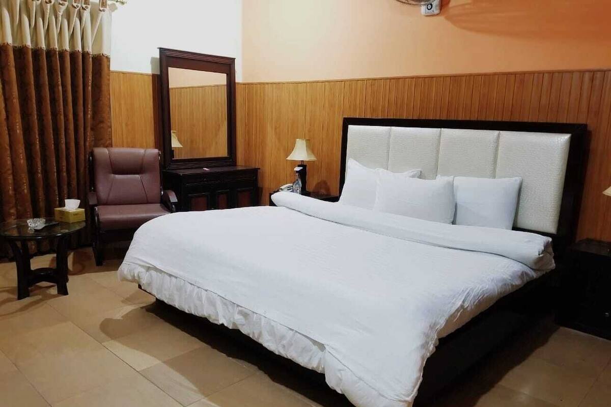 Deluxe kamer, 1 twee- of 2 eenpersoonsbedden | 6 slaapkamers, gratis wifi