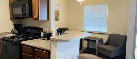 Basic Suite | Private kitchen