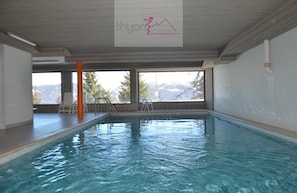 Piscina interna, piscina aquecida