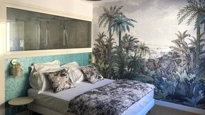 Kamar Double (RDC) | Meja kerja, kedap suara, Wi-Fi gratis, dan didekorasi berbeda-beda