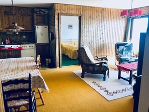 Uklassifisert bilde, 2 av 9, knapp