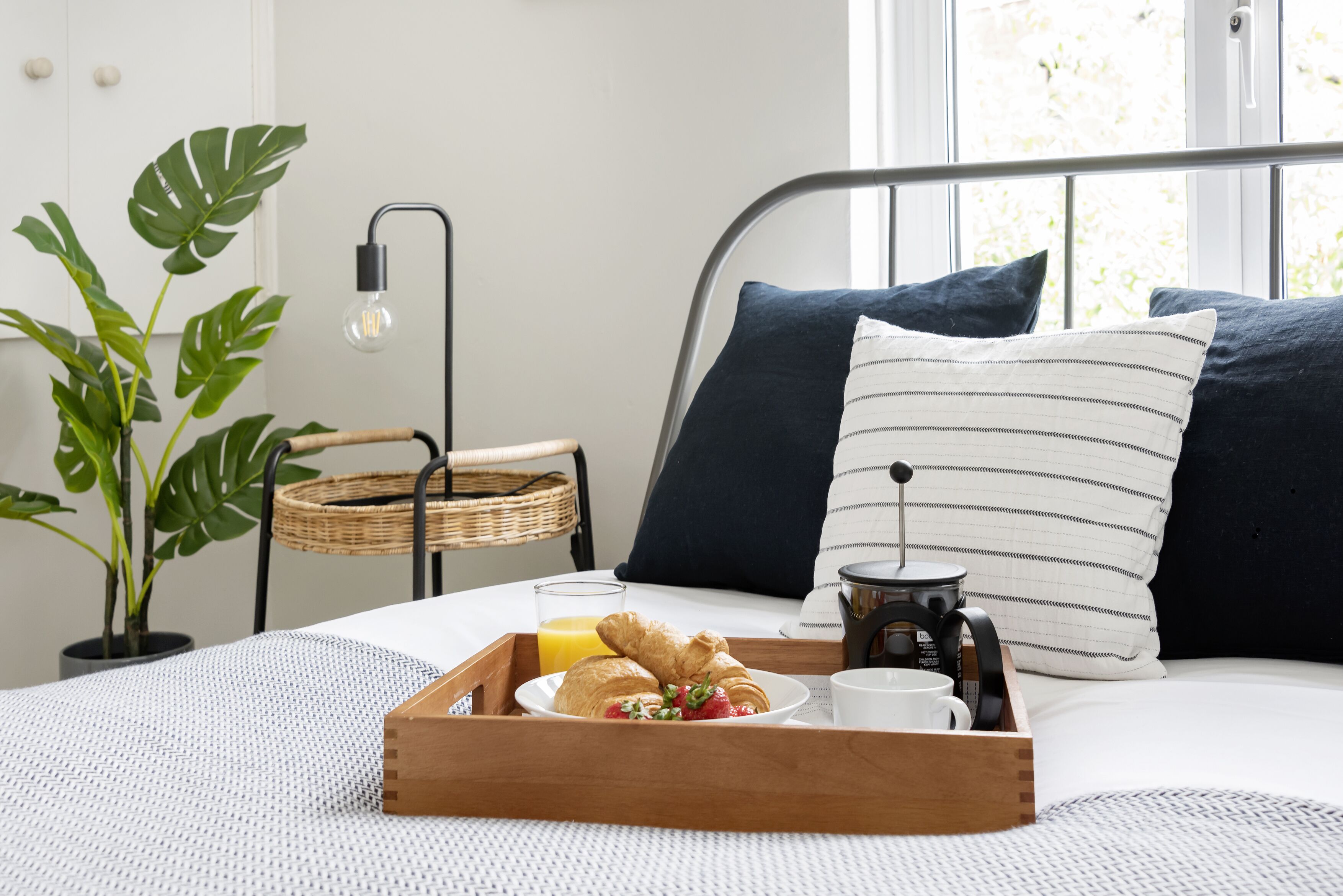 Deluxe Townhome | 2 bedrooms, premium bedding, iron/ironing board, free WiFi