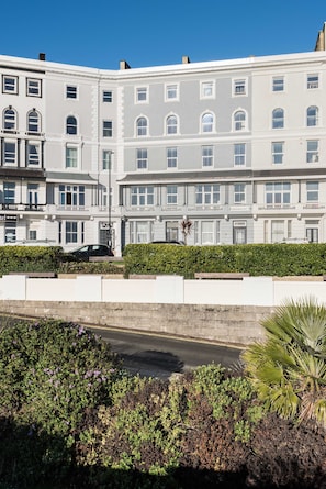 Front of property - Beach Comber (Hastings)