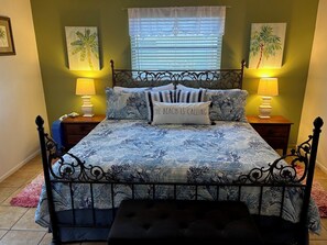 2 soverom, strykejern/-brett, wi-fi (inkludert) og sengetøy