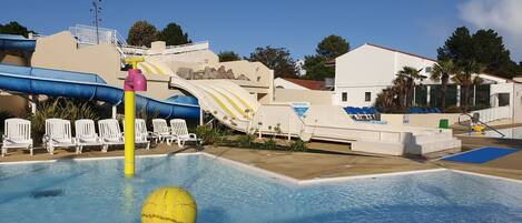 Indoor pool, outdoor pool