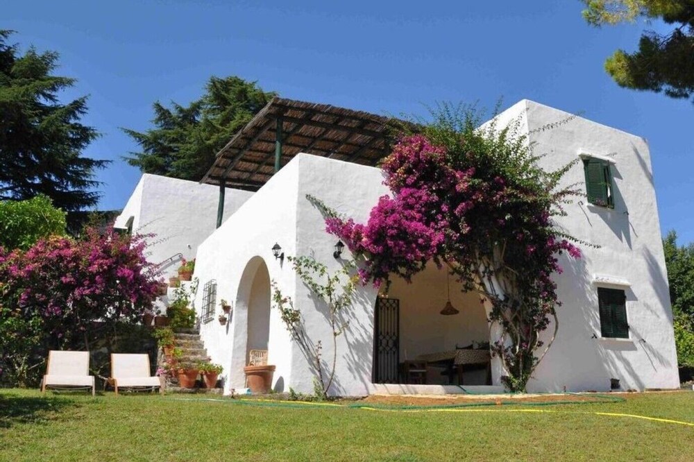 Mediterranean Villa at the beach with big garden San Felice Circeo, Rome