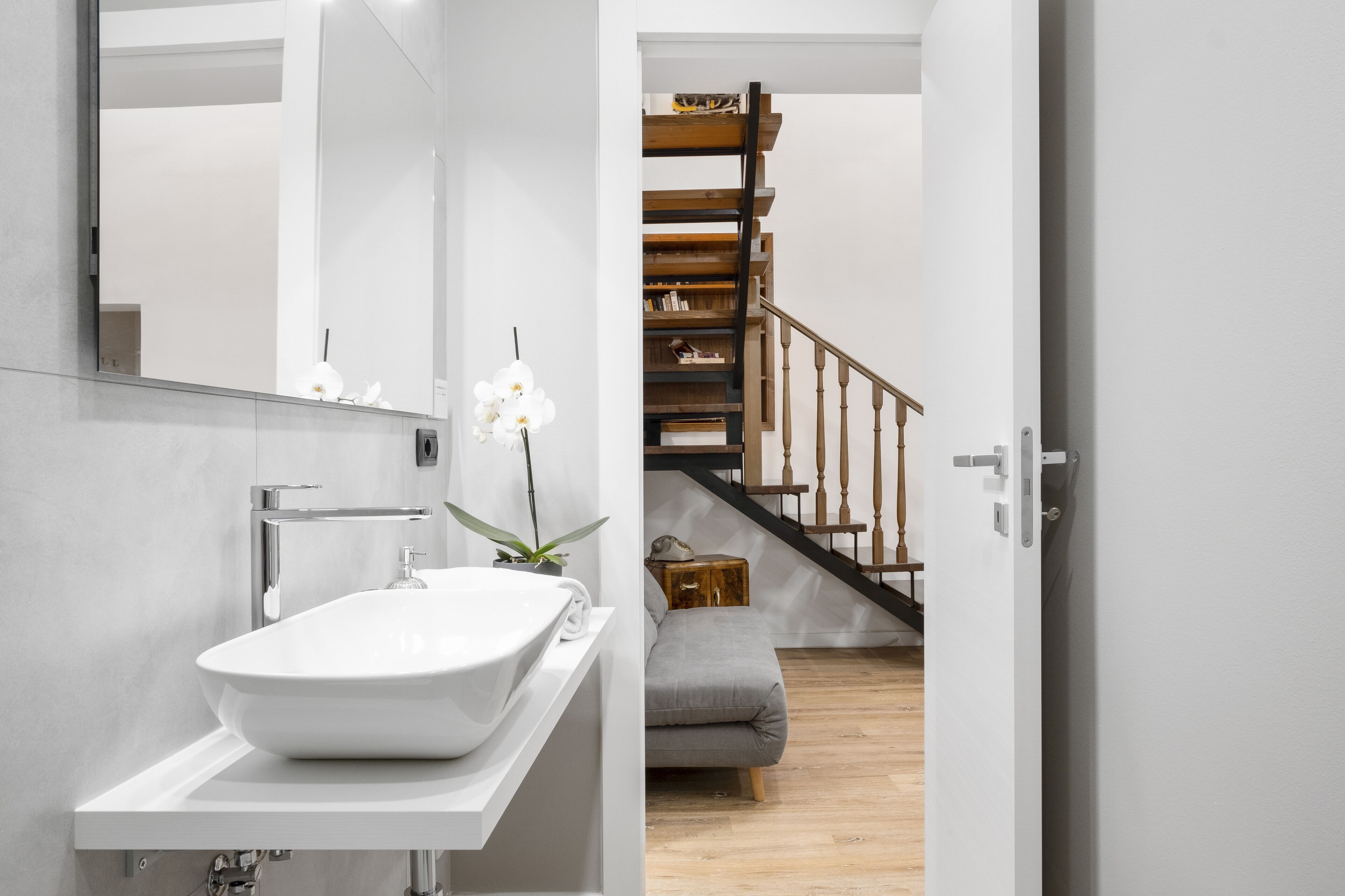 Duplex, 1 quarto (Duplex Luxurious Apartment) | Banheiro | Chuveiro, secador de cabelo, bidê, toalhas de banho