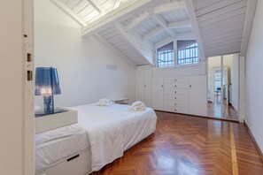 1 bedroom, iron/ironing board, free WiFi, bed sheets - Pratello Elegante e Raffinata Mansarda (Bologna)