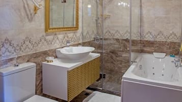 Deluxe-Apartment, 1 Schlafzimmer | Dusche im Bad