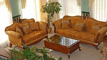 Sala de estar en el lobby