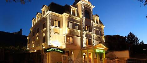 Front of property - evening/night