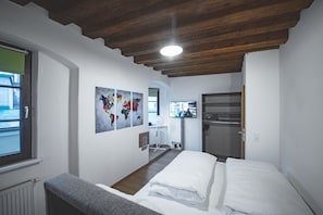 Studio | In-room safe, individually decorated, individually furnished