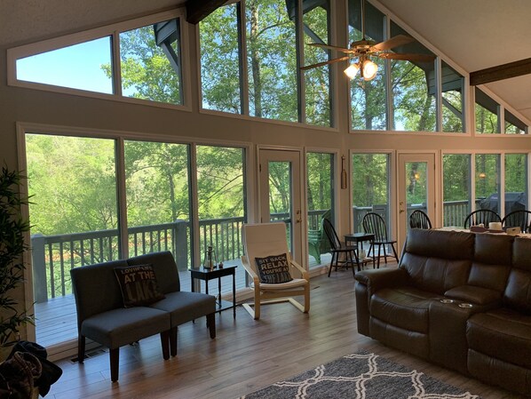 Smart TV, fireplace, video games, DVD player