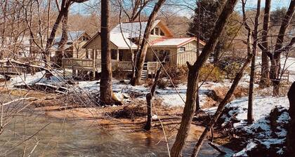 Nottley River Front Cabin 2 Bedroom Chattahoochee Ocoee Wilderness Near Vogel