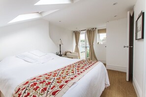 3 soverom, strykejern/-brett, wi-fi og sengetøy