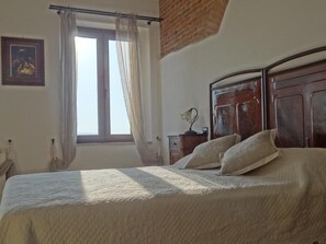 Hypo-allergenic bedding, down duvets, individually decorated - La Casa del Sarto (Citta della Pieve)