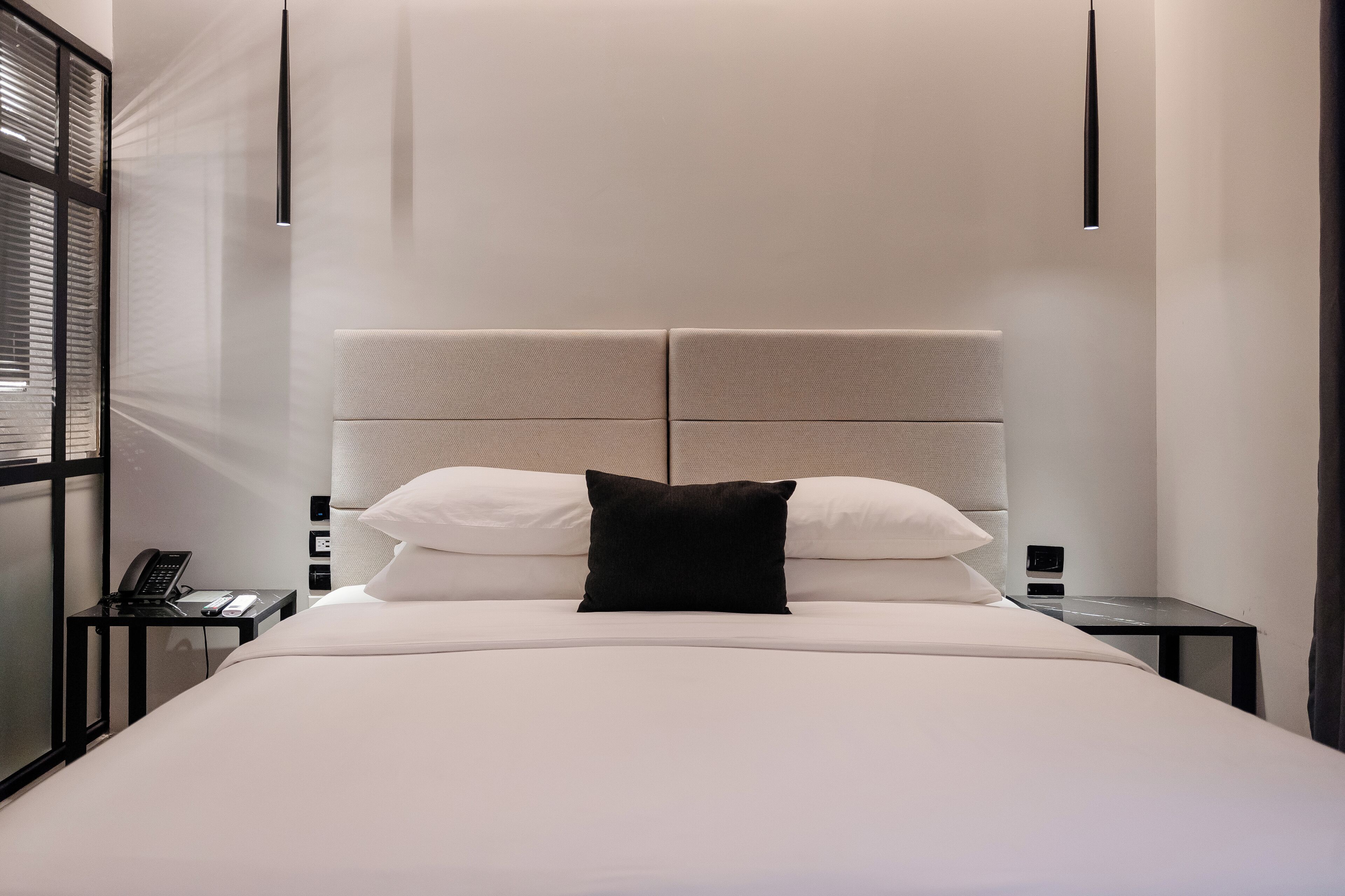 standard single room | 1 bedroom, down duvets, tempur-pedic beds, individually furnished