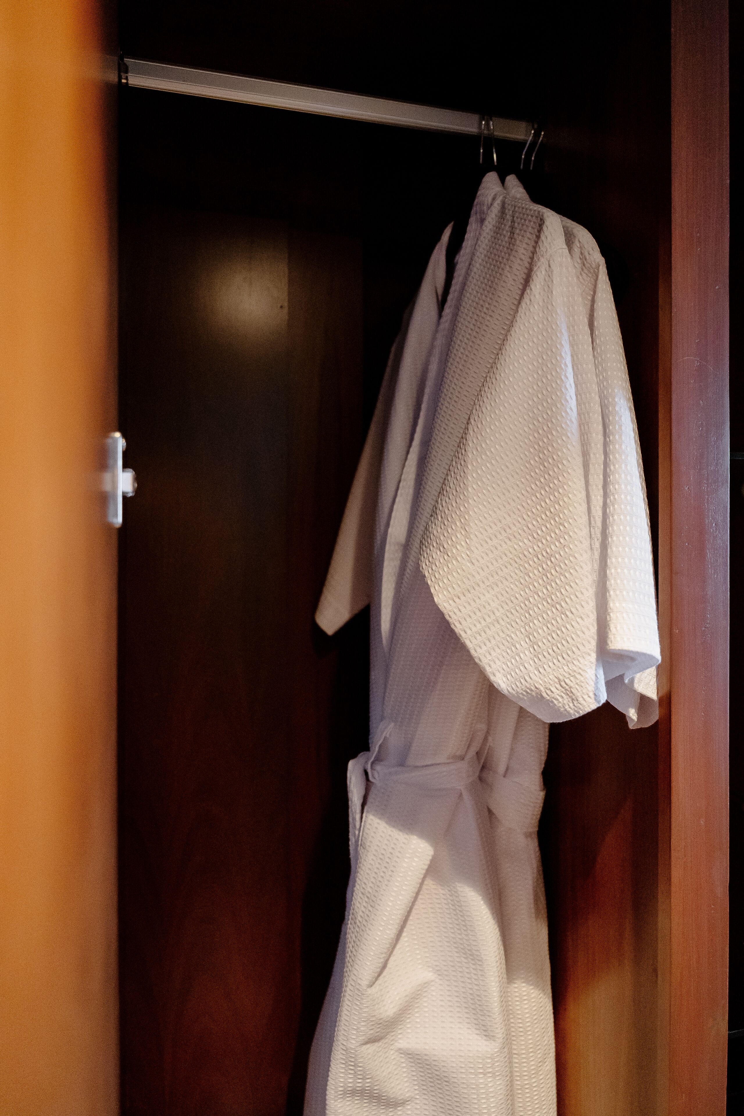 1 bedroom, down duvets, tempur-pedic beds, individually furnished