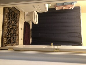 Interior - Sequoia National Forest CabinM (Posey)