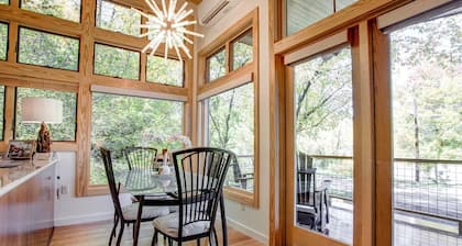 French Broad Chalet | Private Chalet on the French Broad River
