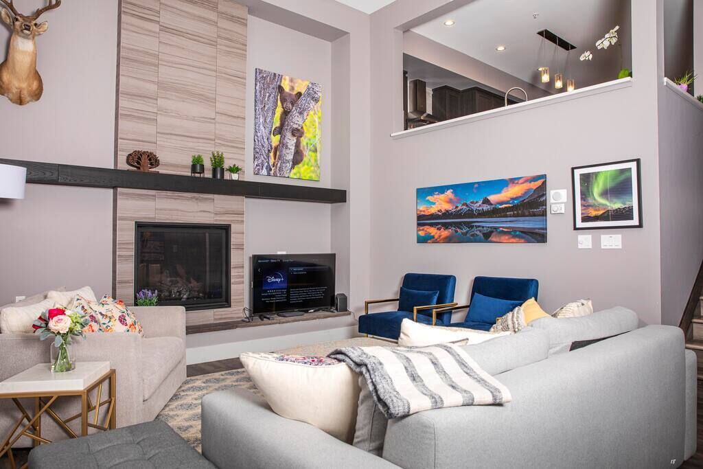 M18🏔5BD+4.5BA  Panoramic mountain view, near DT, A/C, wifi, BBQ, sleeps 15⛷🏂