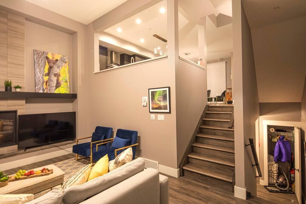 M18🏔5BD+4.5BA  Panoramic mountain view, near DT, A/C, wifi, BBQ, sleeps 15⛷🏂