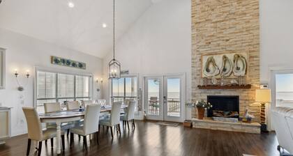 Amazing House Directly on Bay with Pool, Pier and Beautiful Sunsets