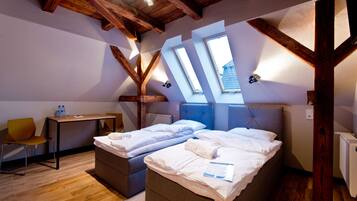 Chambre Double ou avec lits jumeaux, non-fumeurs | Literie de qualité supérieure, matelas mémoire de forme