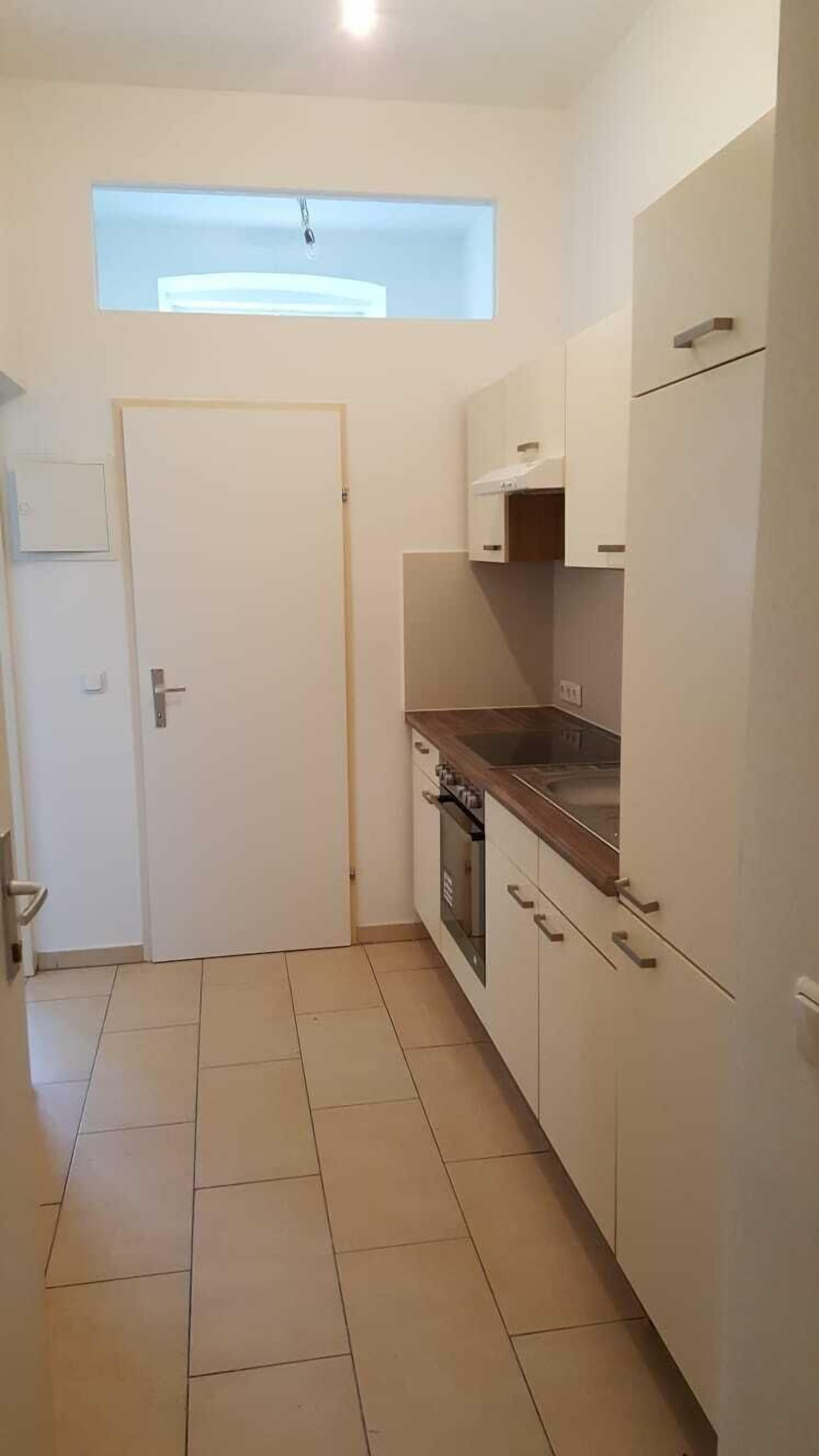 Familienapartment (incl. 25 EUR cleaning fee) | Eigene Küche | Großer Kühlschrank, Ofen, Herdplatte