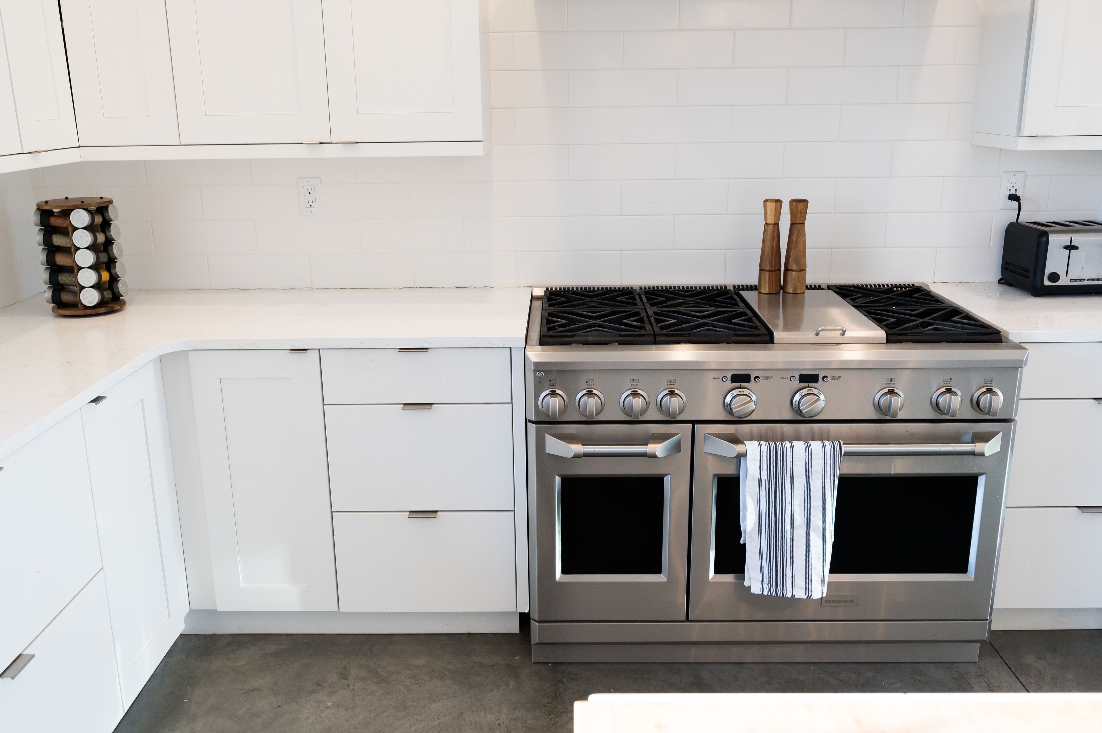 NEW Beautiful Modern Bozeman Home with views!