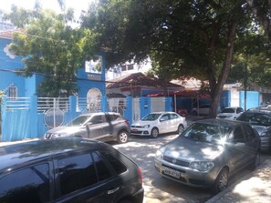 Fachada da propriedade