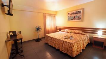 Standard Single Room, 1 King Bed | Individually furnished, iron/ironing board, bed sheets