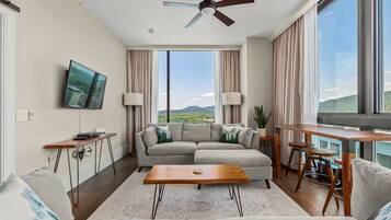 Smart-TV, Stereoanlage