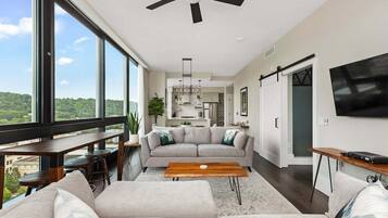 Smart-TV, Stereoanlage